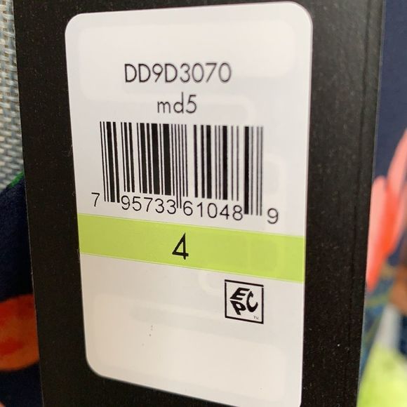 NEW DKNY fit and flare dress Size 4 US - Picture 9 of 10